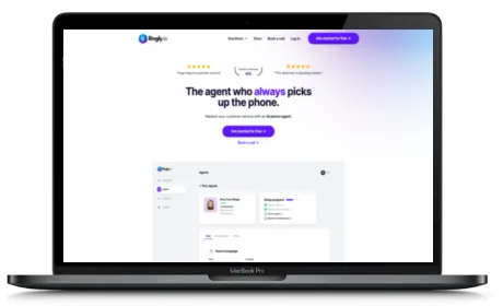 Ringly website displayed on a Macbook